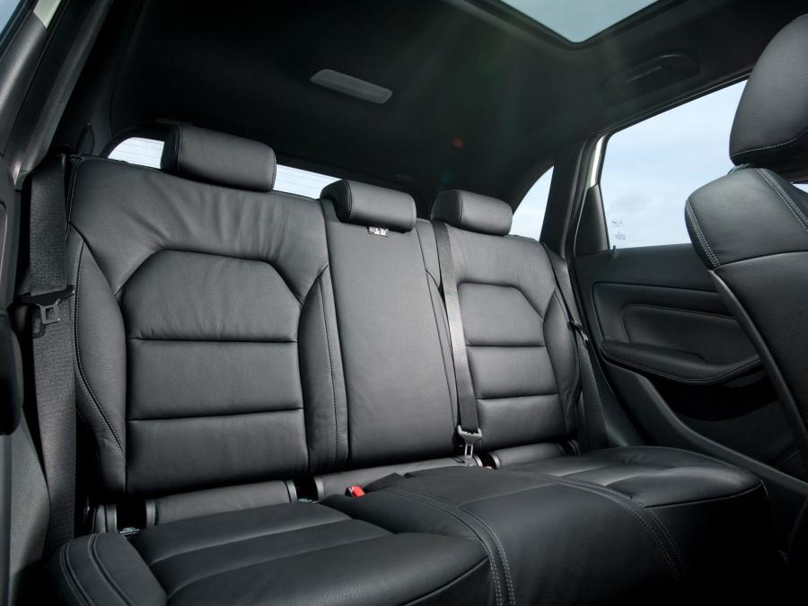  Mercedes-Benz B200 BlueEFFICIENCY 2012 года  (UK) (фото 4 из 14)